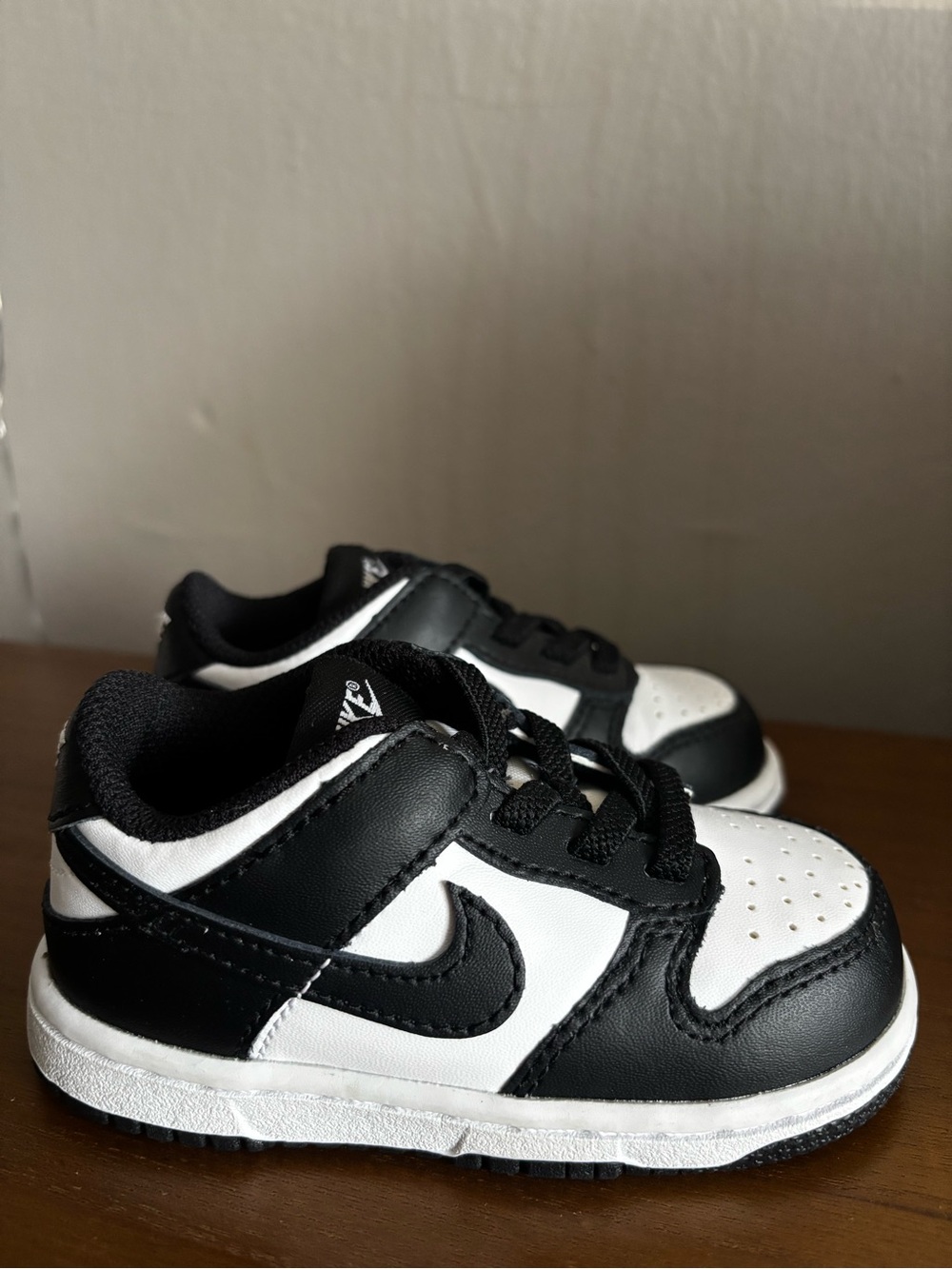 Nike Kids dunk low Black and White Low-Top Sneakers